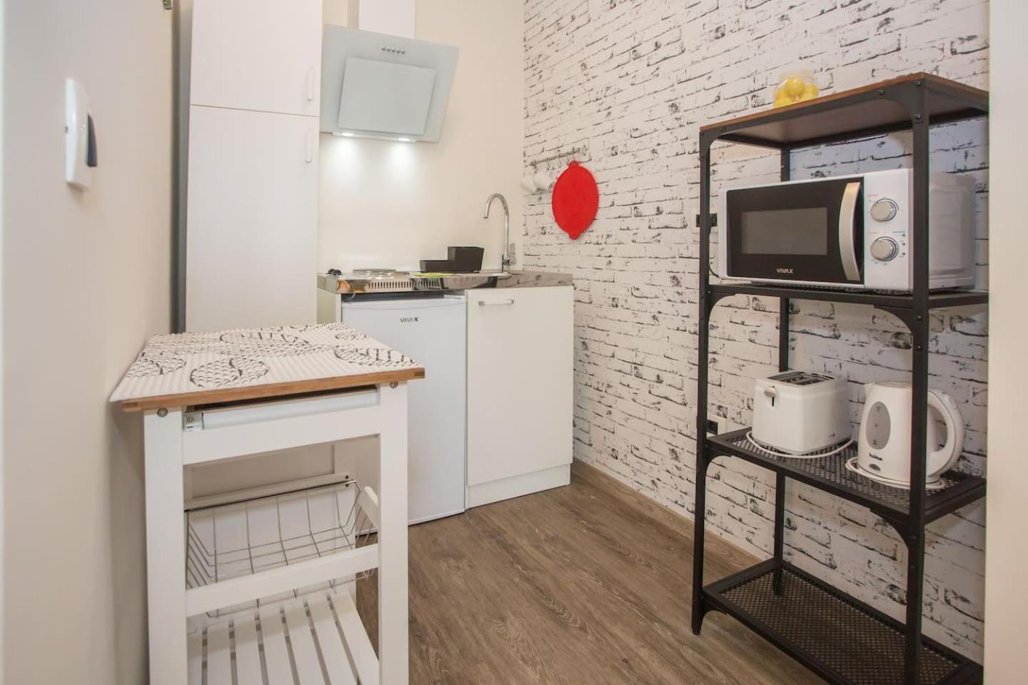 Caprice Studio Apartment 波雷奇 外观 照片